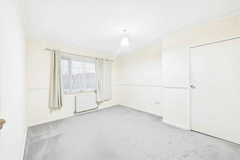 3 bedroom semi-detached house to rent, Lincoln Road, Maidenhead, Berkshire, SL6