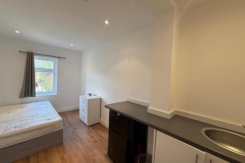 undefined, Grays Road, Slough