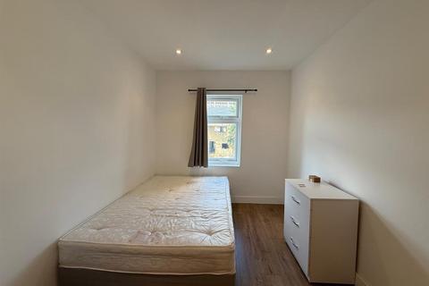 undefined, Grays Road, Slough