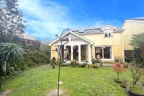 4 bedroom detached house for sale, Garras TR12
