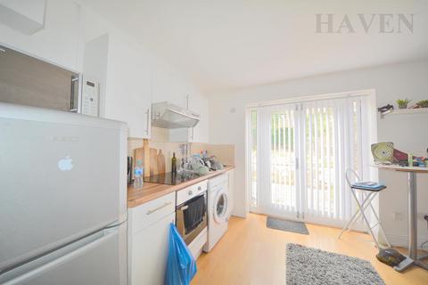 undefined, Crane Grove, London,N7