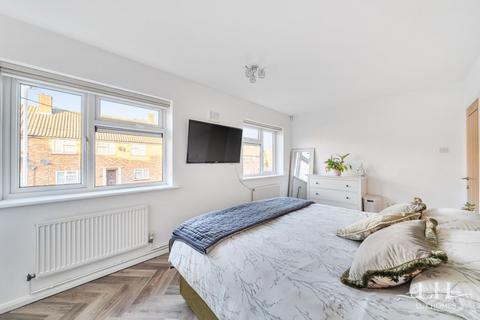undefined, Haydock Close, Hornchurch