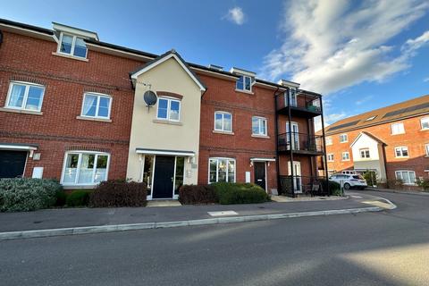 1 bedroom apartment to rent, Hayes Drive, Reading RG7