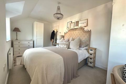 1 bedroom apartment to rent, Hayes Drive, Reading RG7