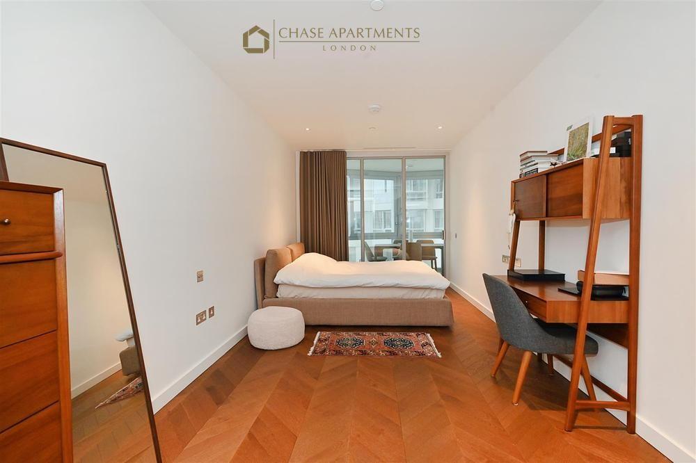 2 Prospect Way London, SW11 8 DL