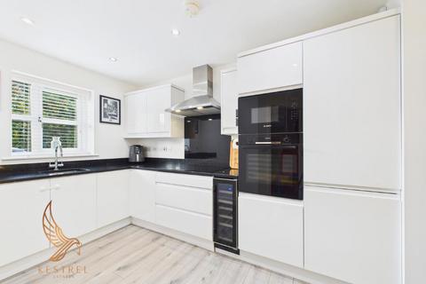 4 bedroom detached house for sale, Cherry Tree Grove, Barnsley S71