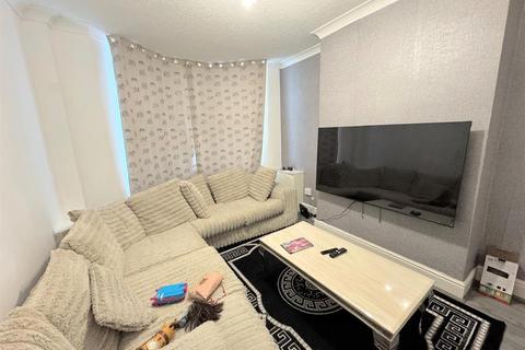 3 bedroom end of terrace house for sale, Bankburn Road, Tuebrook, Liverpool