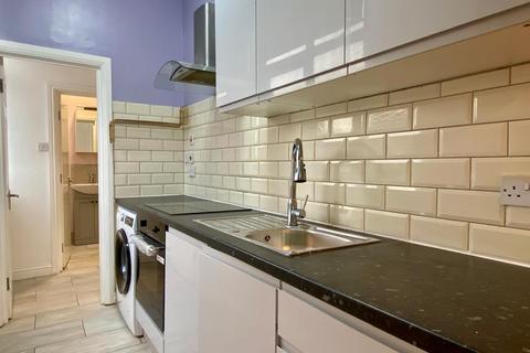 undefined, Thornton Heath CR7
