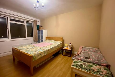 Leigham Court Road, London SW16