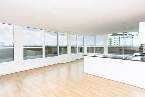 3 bedroom flat to rent, Argyll Road, Woolwich, London, SE18
