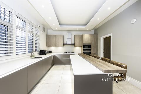 undefined, The Grove, Isleworth, TW7