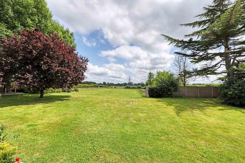 undefined, Ascot Road, Holyport, SL6