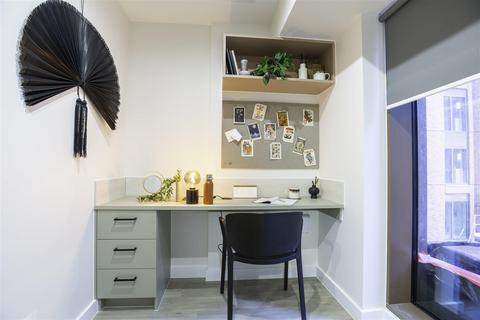 Studio to rent, Lancaster Street, Birmingham B4