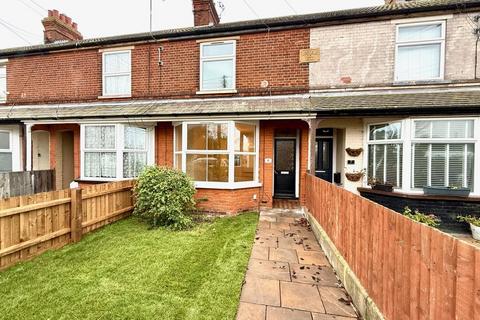 3 bedroom terraced house to rent, Landguard Road, Suffolk IP11