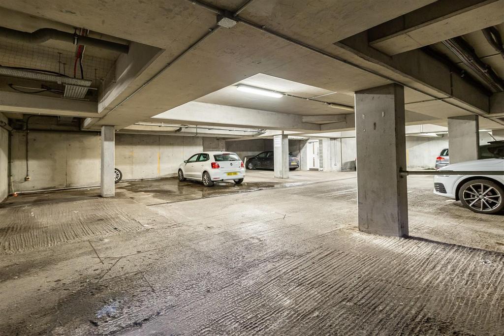 Hemnall Mews 16