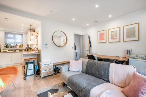 undefined, Streatham Hill, London SW2