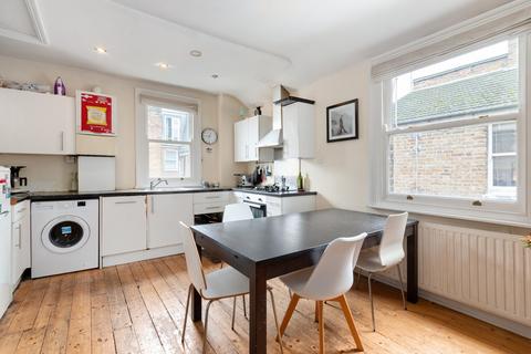 3 bedroom maisonette for sale, Ormiston Grove, London W12