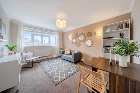 1 bedroom flat for sale, Woodfield Avenue, Streatham Hill, London, SW16