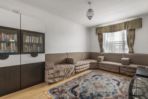 undefined, Fulham Road, Fulham, London, SW6