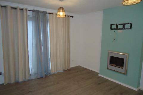 2 bedroom terraced house to rent, Silver Royd Road, Leeds LS12