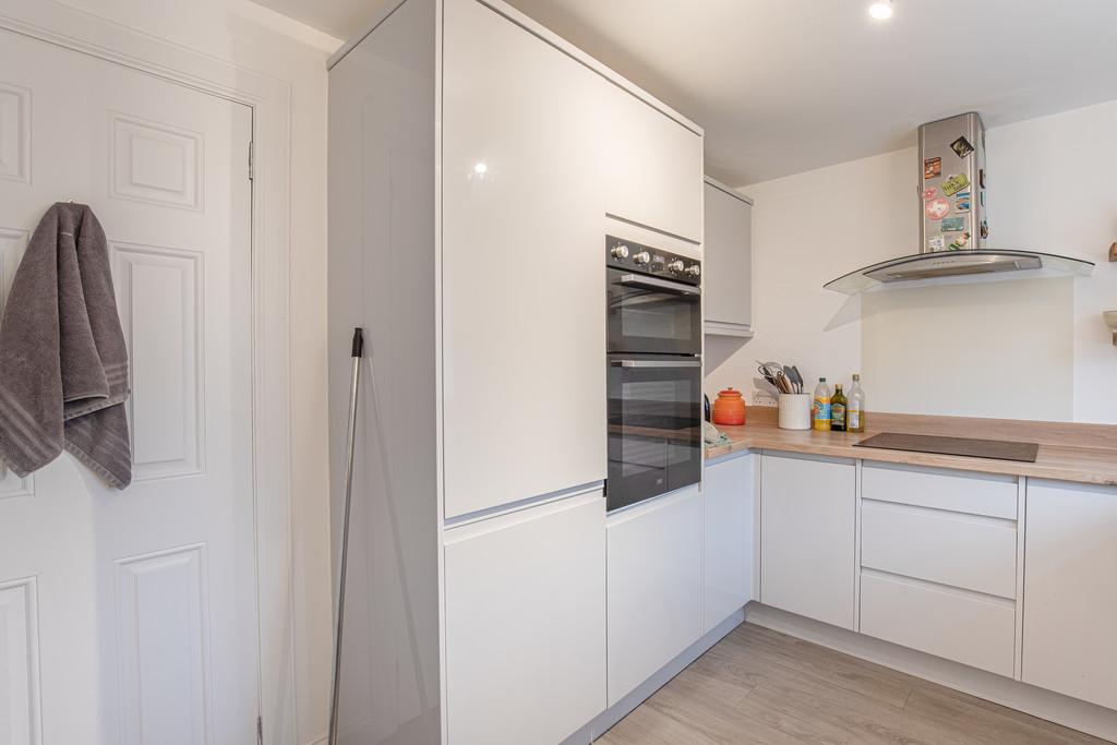 Kitchen Angle2