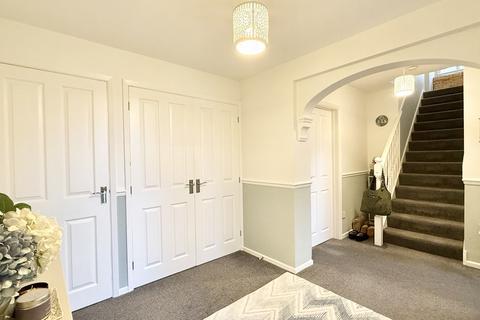 undefined, Leighton Green, Westbury
