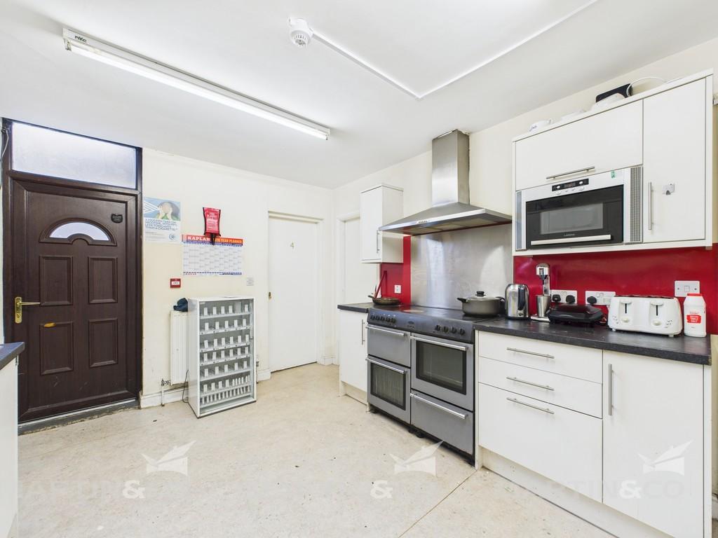 Cam02406 g0 pr0544 still002