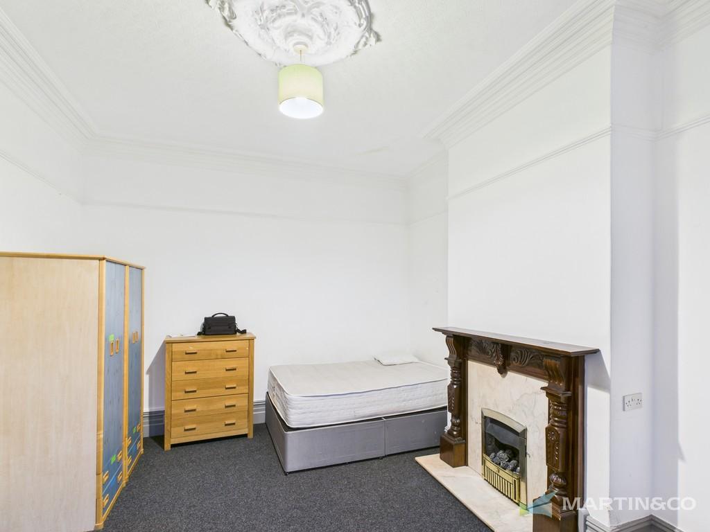 Cam02318 g0 pr0567 still003