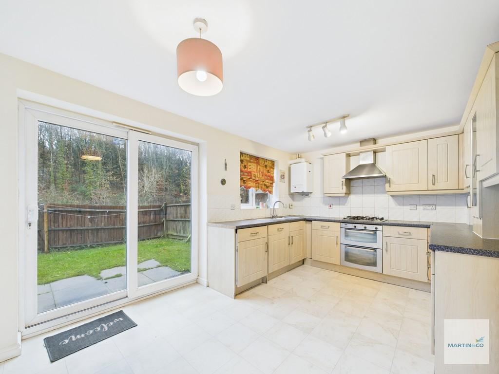 Cam03394 g0 pr0406 still006