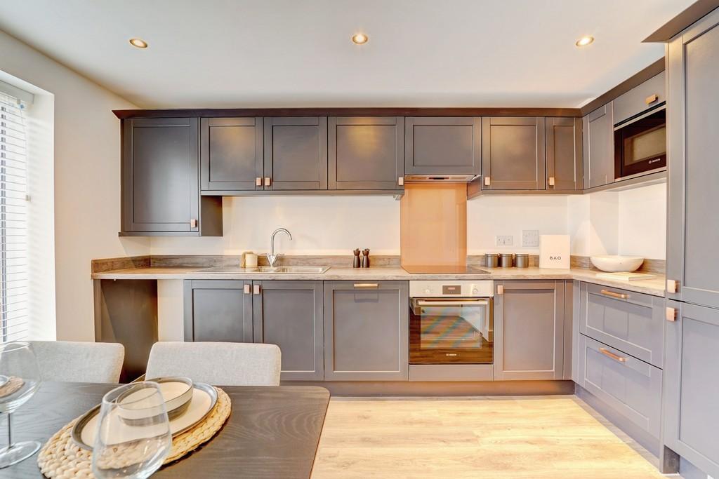 Kitchendinershot3