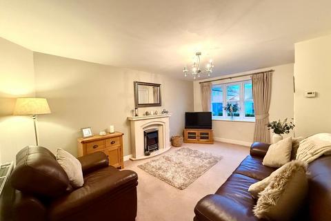 4 bedroom detached house for sale, Debdale Way, Mansfield Woodhouse, Mansfield