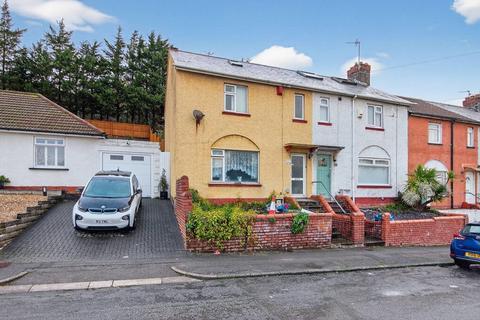 3 bedroom end of terrace house for sale, Andrew Road, Penarth CF64