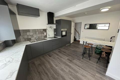 undefined, Beach Street, Swansea