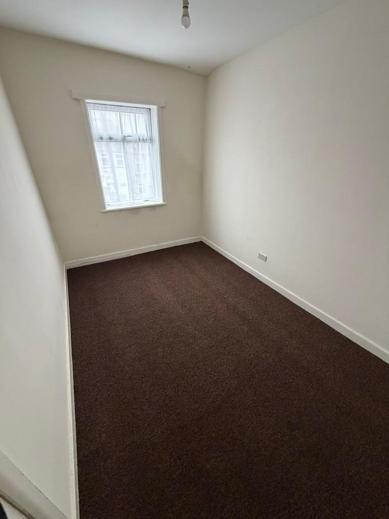 Whats App Image 2025-12-09 at 1.39.46 PM (4)