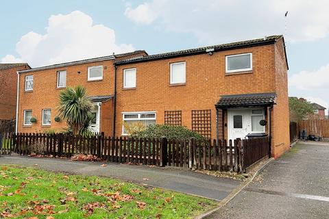 3 bedroom semi-detached house for sale, Pendlebury Drive, Leicester