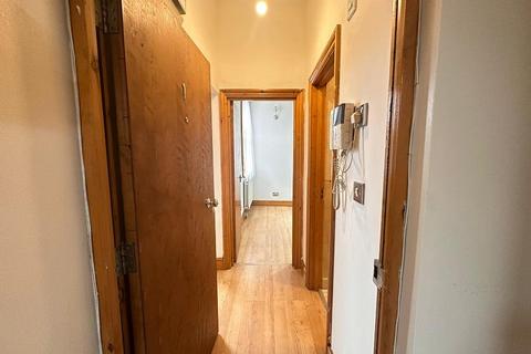 undefined, Stockwell Road, London, Greater London. SW9 9TN