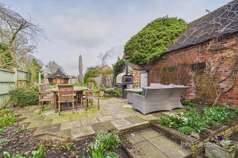 undefined, Brookside, Rolleston-on-Dove