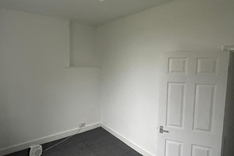 undefined, Red Cow Court, Middlewich