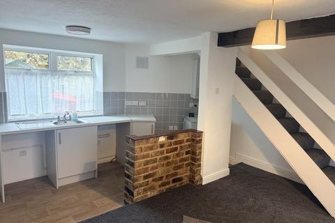 undefined, Red Cow Court, Middlewich