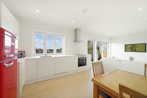 1 bedroom flat for sale, Nicoll Road, London
