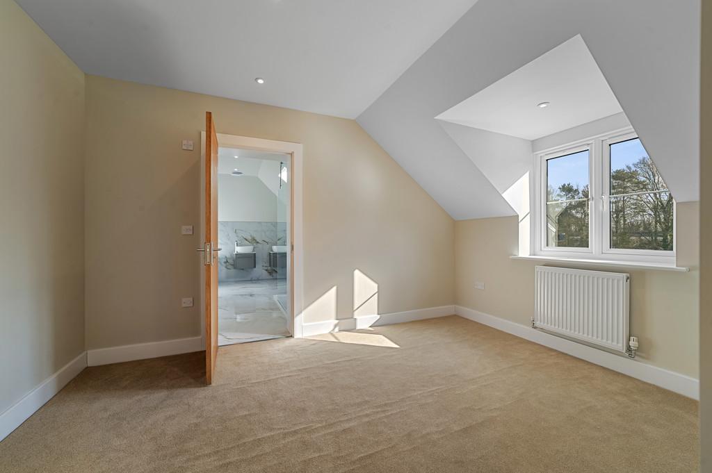 PT-FC(COL)-1 Turnpike Close-16