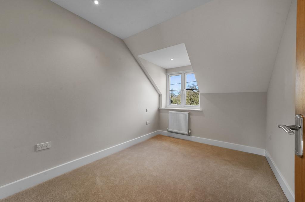 PT-FC(COL)-1 Turnpike Close-12