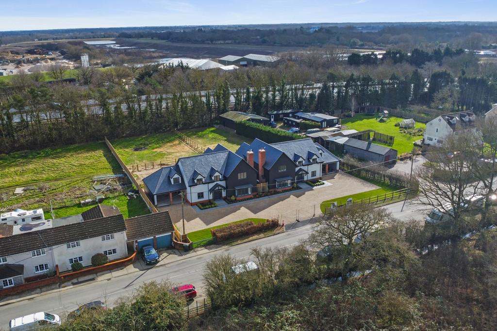 PT-FC(COL)-1 Turnpike Close-4