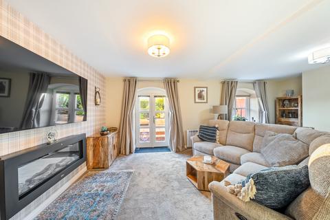undefined, Kingswwod Park, Apartment with Private Patio