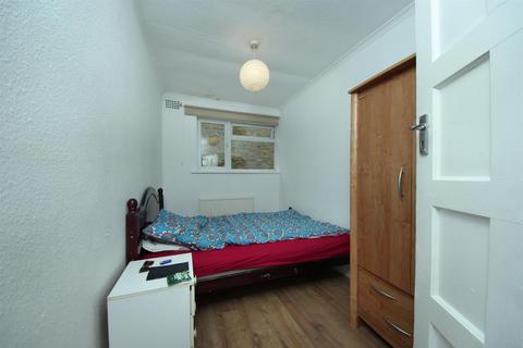 undefined, Carlisle Avenue, W3