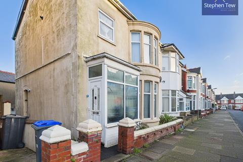 undefined, Northfield Avenue, Blackpool, FY1