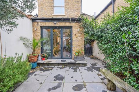 undefined, London E3