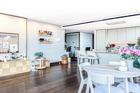 undefined, 1 Kings Gate Walk, London SW1E
