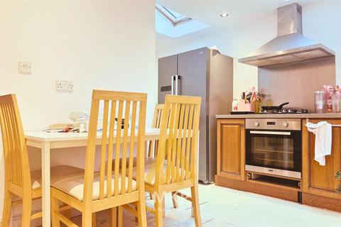 undefined, Harborne Park Road, Harborne, Birmingham B17