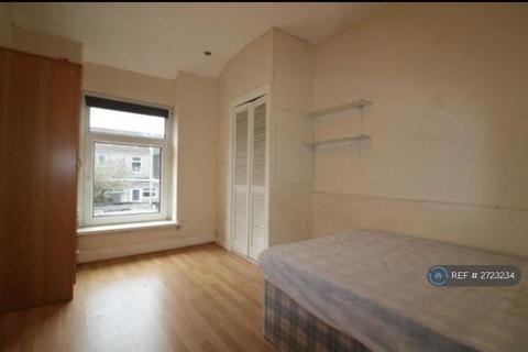 undefined, Raymond Terrace, Treforest, CF37